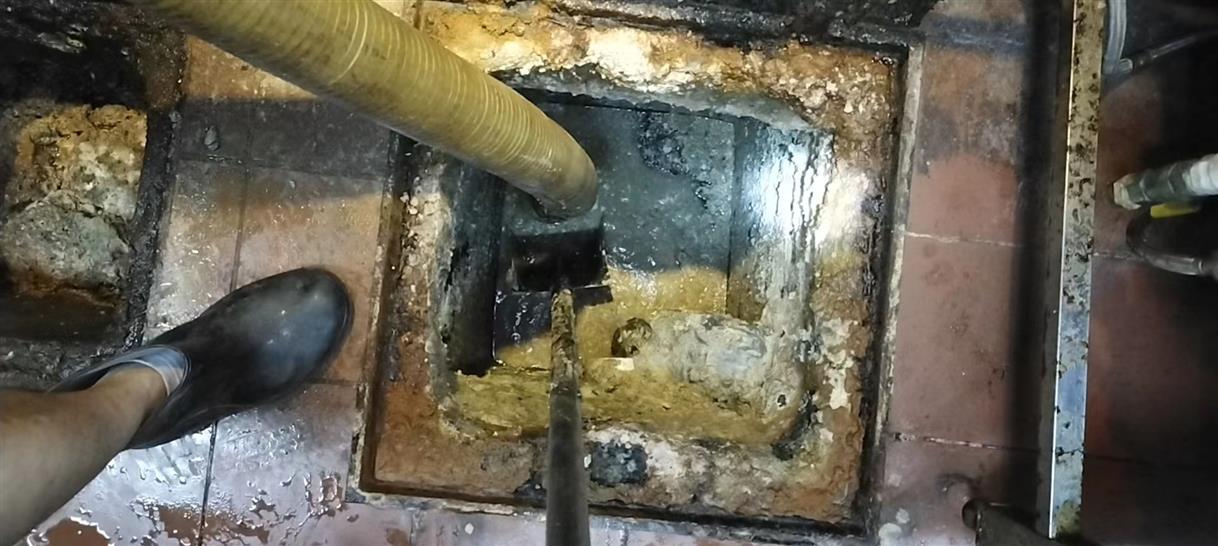 瑞丽化油池清理-污水池清掏