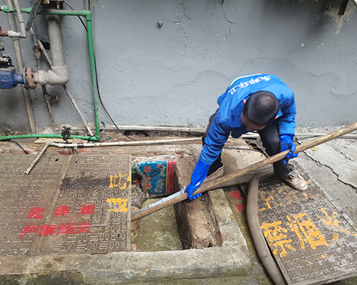 瑞丽清掏化粪池
